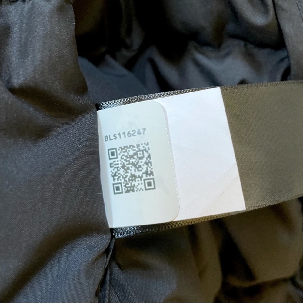 The North Face Women’s Metropolis II Parka Coat In Black - Picture 7 of 8